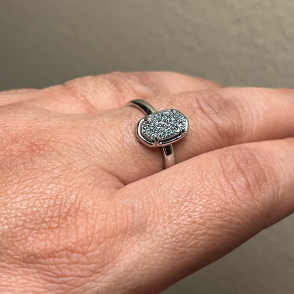 Kendra Scott Grayson  Silver tone Ring size 8 - Picture 8 of 8